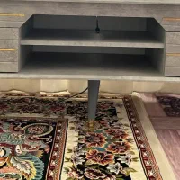 میز تلوزیون بسیار تمیز