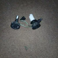 یک جفت لامپ هدلایت