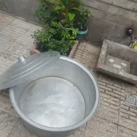 دیگ بزرگ|ظروف پخت‌وپز|خوی, |دیوار