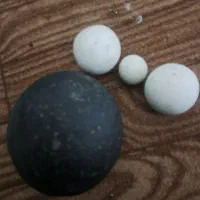 سنگ های قدیمی|کلکسیون اشیاء عتیقه|بستان آباد, |دیوار