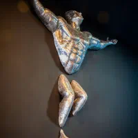 لوستر دیوارکوب فلزی فلاورباکس گلدان گاز|صنایع دستی و سایر لوازم تزئینی|تهران, میدان ولیعصر|دیوار