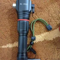 چراغ قوه مدل R2008