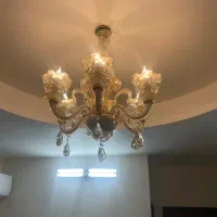 لوستر شش شاخه شیشه ای|لوستر و چراغ آویز|قم, شاه سید علی|دیوار