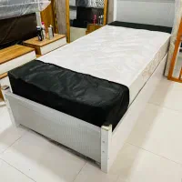 تخت وکیوم نوجوان