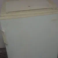 یخچال کوچیک در حد نو
