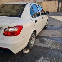 ساینا ۴۰۱|خودرو سواری و وانت|اراک, |دیوار