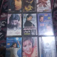 ۱۲ عدد نوار کاست اصلی  از بهترین خواننده ها
