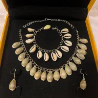 گردنبند حلزونی دریایی