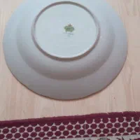 تعدادی چینی قدیمی|کلکسیون اشیاء عتیقه|اصفهان, باغ زرشک|دیوار