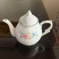 دو عدد قوری چینی خیلی قدیمی کاملا نو