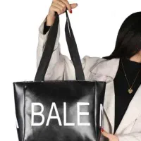 کیف دوشی‌ زنانه بالنسیاگا|کیف، کفش، کمربند|یاسوج, |دیوار