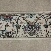 رو پله و ۳عدد پادری