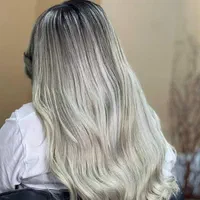 مدل برای رنگ موحرفه ایی وشیک برای آلبوم  نیازمندم