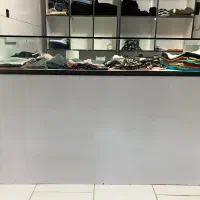 میز|کتابخانه، شلف، قفسههای دیواری|شاهینشهر, شهرک گلدیس|دیوار