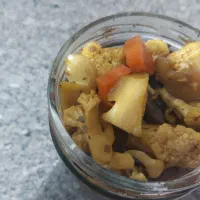 ترشی گل کلم مخلوط خانگی با قیمت مناسب