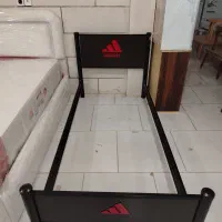 تخت خواب یک‌نفره آدیداس