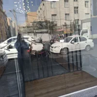 ویترین مغازه و لوستر و میز چوبی|فروشگاه و مغازه|تهران, مسعودیه|دیوار