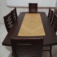 میز ناهار خوری چوبی