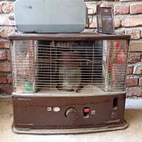 فروش بخاری نفتی قدیمی و چراغ نفتی قدیمی و سماور