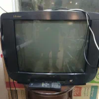 تلویزیون آریا ۲۱ با میزش