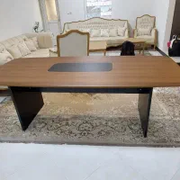 میز کنفرانس