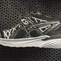 کتونی تک سایز بچگانه|کیف، کفش، کمربند|قم, چهار امامزاده|دیوار