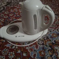 یک عدد کتری برقی یا چای ساز واتسون سالم