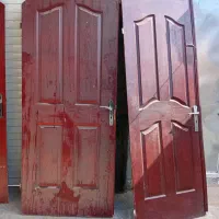 ۴ عدد در اتاق