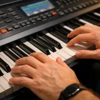 بیش از ۵۰۰ نت ارگ با پول یک جلسه کلی آهنگ یاد بگیر