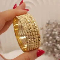 اکسسوری شیک و رنگ ثابت