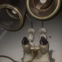چراغ زنبوری دیواری برنجی دارای سنگ مرمر دو قلو