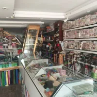 خانم فروشنده درخرازی مرکزی خیابان رسالت نیازمندیم