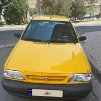 تاکسی پراید