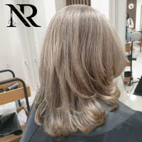 کوتاهی تخصصی مو توسط استادبا تجربه وحرفه ای|خدمات آرایشگری و زیبایی|تهران, دریاچه شهدای خلیج فارس|دیوار