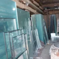 انواع خدمات شیشه و سکوریت و کرکره برقی