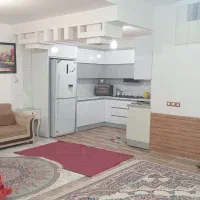 فروش-ویلایی-همراه-با-مغازه-در-حاشیه-خیابان-آزادی