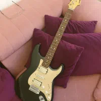 گیتار الکتریک آریا STG