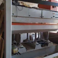 دستگاه پرس درب چوبی