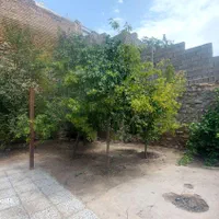 ویلایی/ بر خیابان اصلی