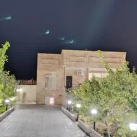 ویلا ییلاقی زیبا با استخرآبگرم و جکوزی در شاندیز