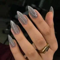 کاشت ناخن فقط ۲۵۰