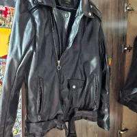 کاپشن چرم|لباس|پیشوا, |دیوار