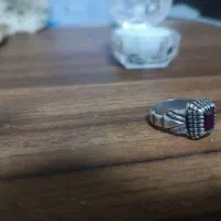 انگشتر نقره یاقوت سرخ کهنه کار دست|جواهرات|لاهیجان, کوی آزادگان|دیوار