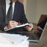 استخدام مدیر فروش و بازاریاب حضوری