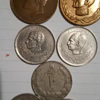 مجموعه دو مدال و سکه های شاهنشاهی