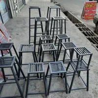 چهارپایه آهنی