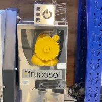 آب هویج گیری سانتوس هلال آب مرکبات گیری|کافیشاپ و رستوران|تهران, اتحاد|دیوار