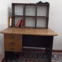 میز تحریر،شلف،کتابخانه