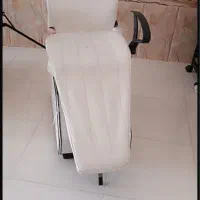 ترولی و تخت ارایشگاه
