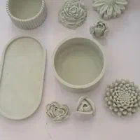 سنگ مصنوعی و شمع و زیر سیگاری